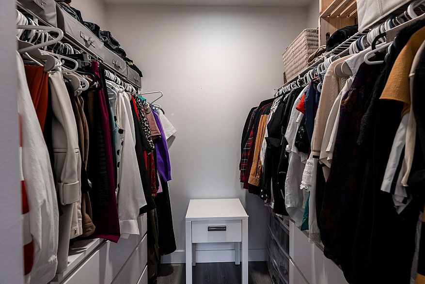 203 1615 Frances Street