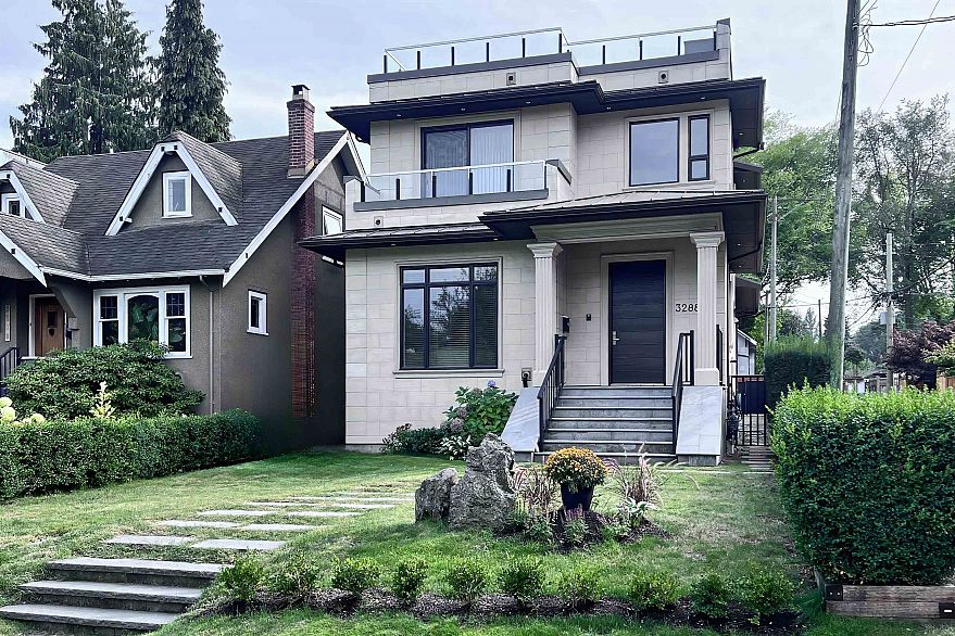 3288 W 23rd Avenue