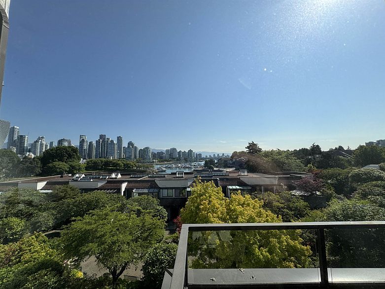 21 1201 Lamey's Mill Road