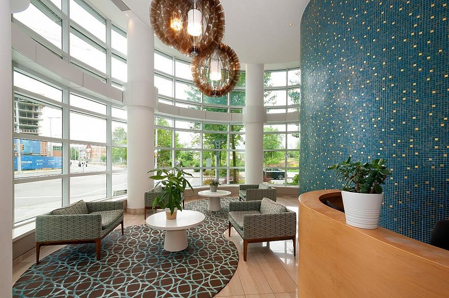 411 181 W 1st Avenue