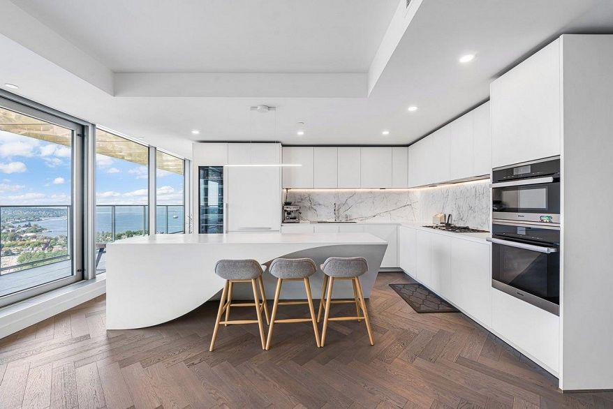 5601 1480 Howe Street