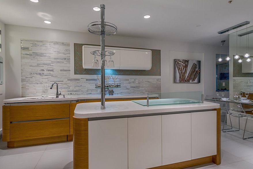 203 1177 Hornby Street