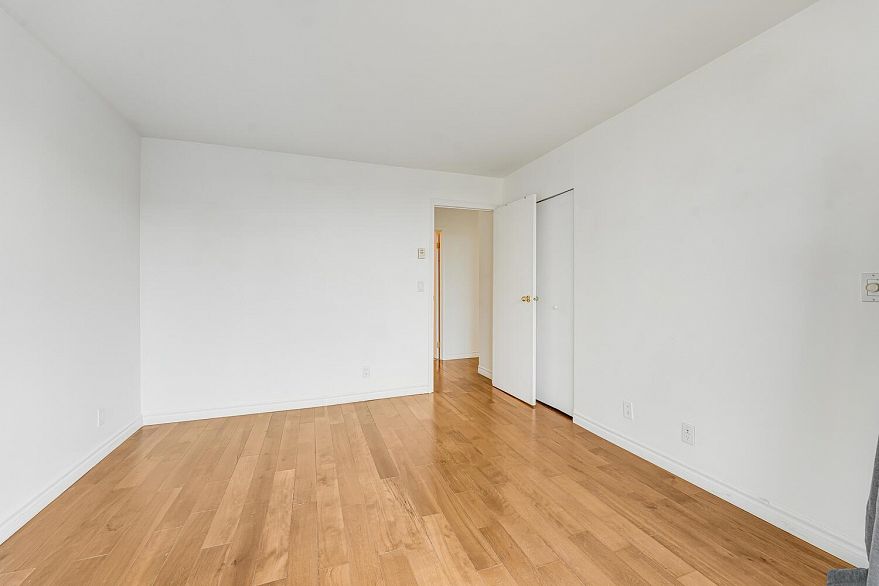 1105 2668 Ash Street