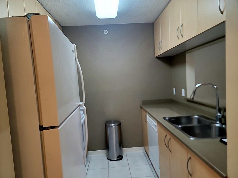 302 3663 Crowley Drive