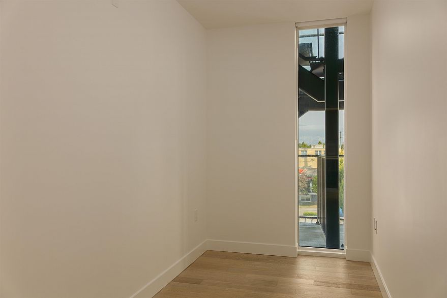 402 2888 Arbutus Street