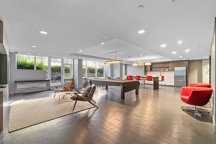 805 209 East 7th Avenue