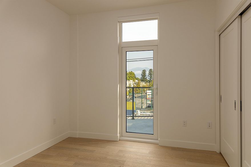 402 2888 Arbutus Street