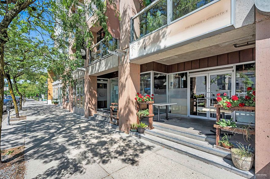 404 1529 W 6th Avenue