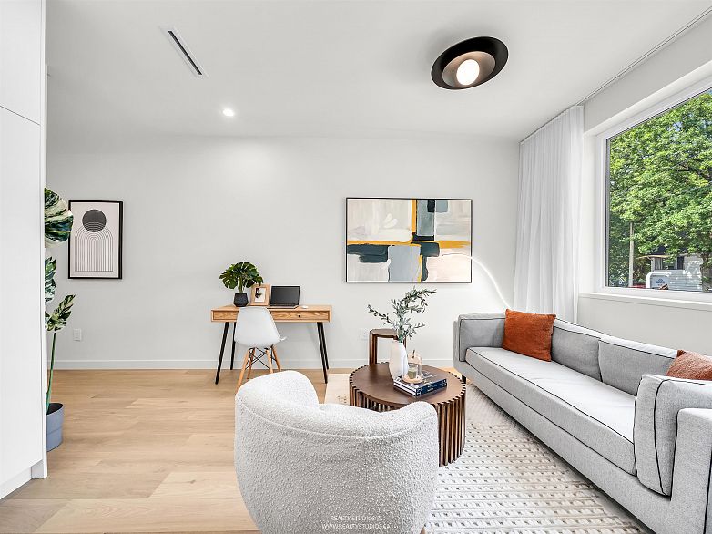 1 1120 E 23rd Avenue