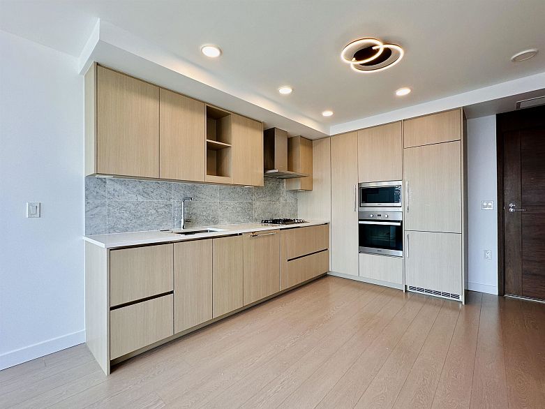 3003 455 SW Marine Drive