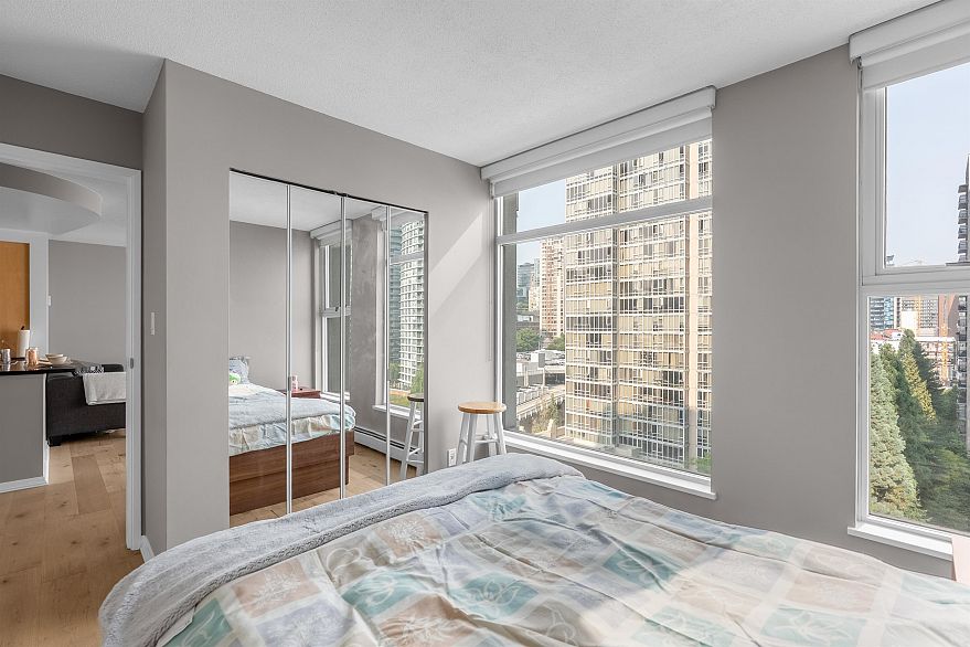 1203 1008 Cambie Street