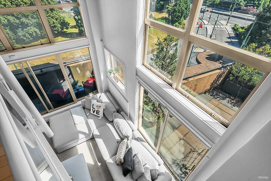 404 1529 W 6th Avenue