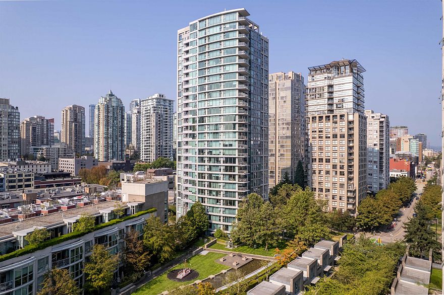 1203 1008 Cambie Street
