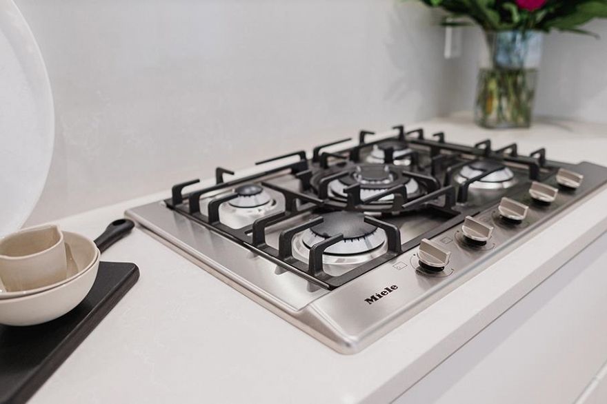 2304 485 W 42nd Avenue