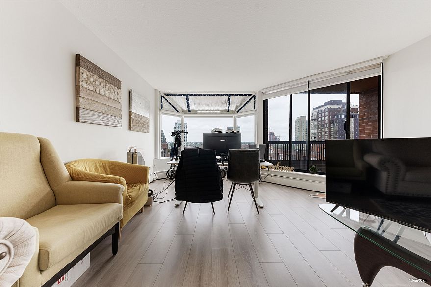 914 950 Drake Street