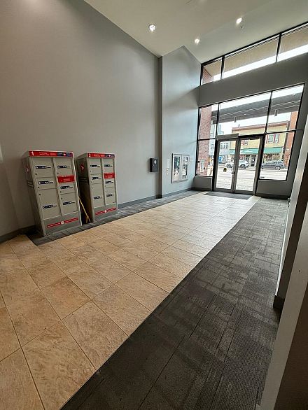 302 4028 Knight Street