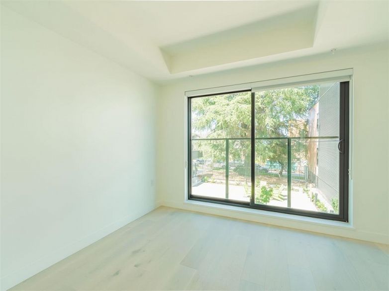 51 550 W 28th Avenue