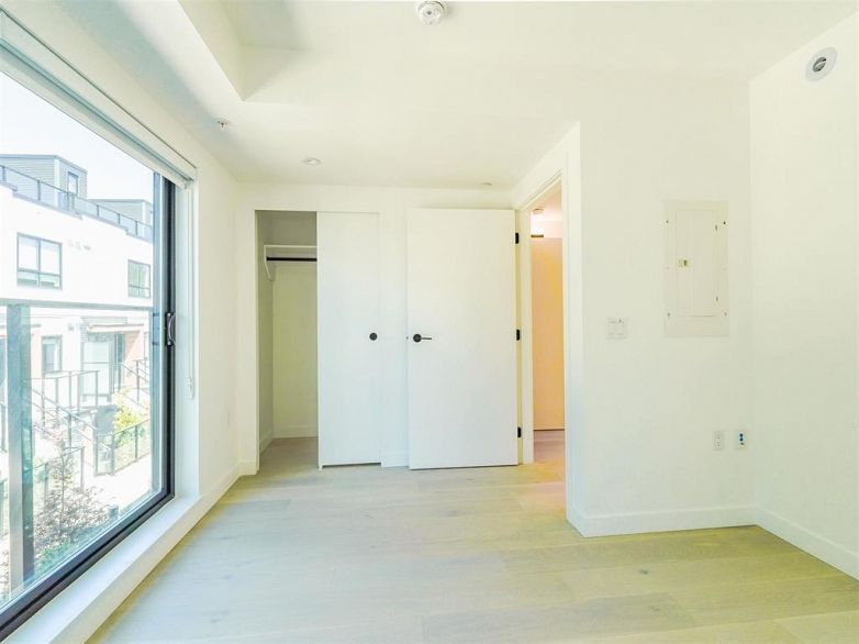 51 550 W 28th Avenue