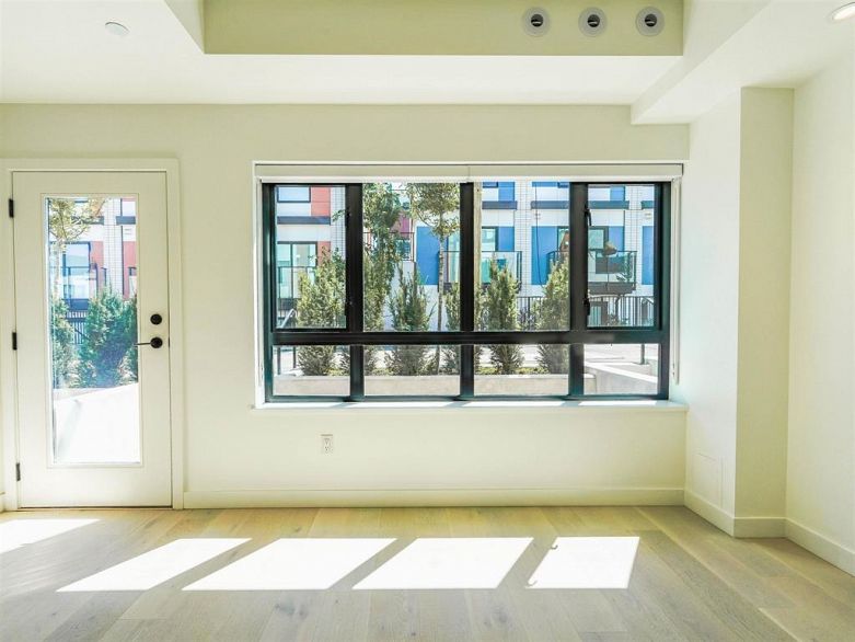 51 550 W 28th Avenue