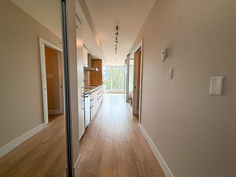 305 1783 Manitoba Street