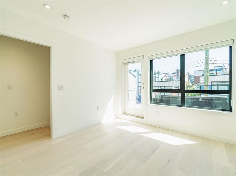 51 550 W 28th Avenue