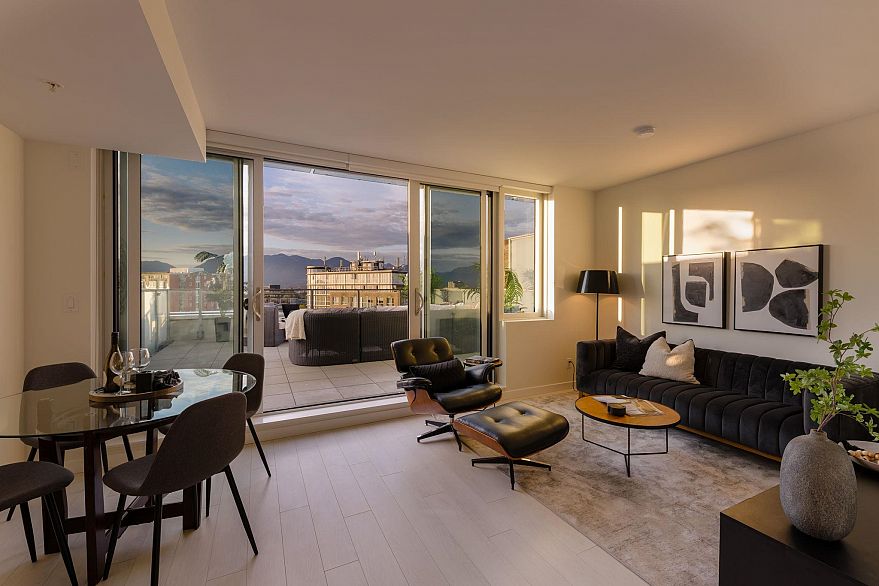 602 2508 Watson Street