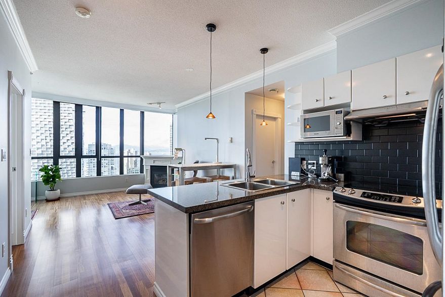 3202 501 Pacific Street