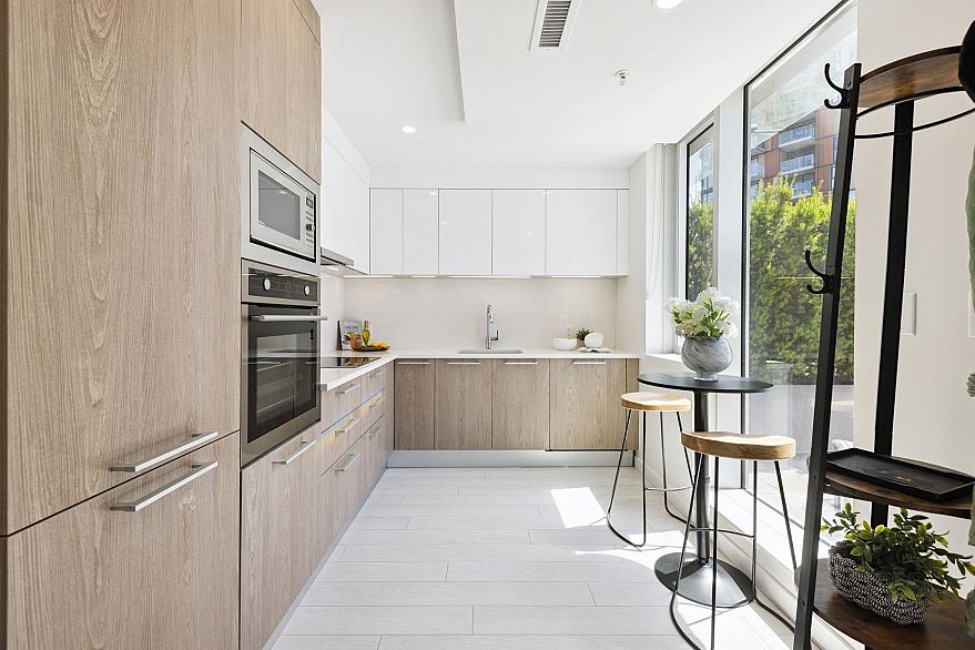 602 2508 Watson Street