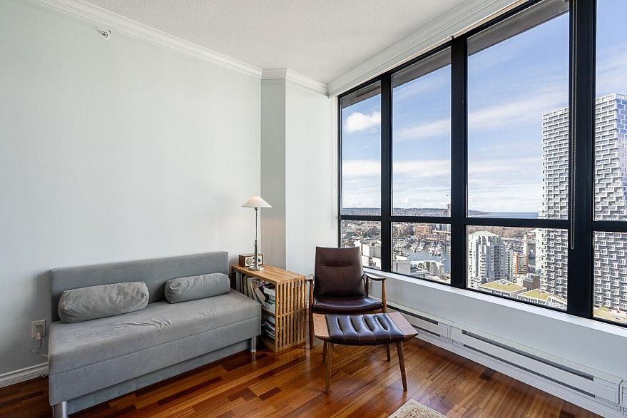 3202 501 Pacific Street