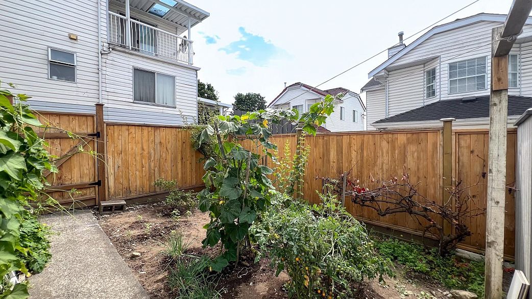 1860 SE Marine Drive