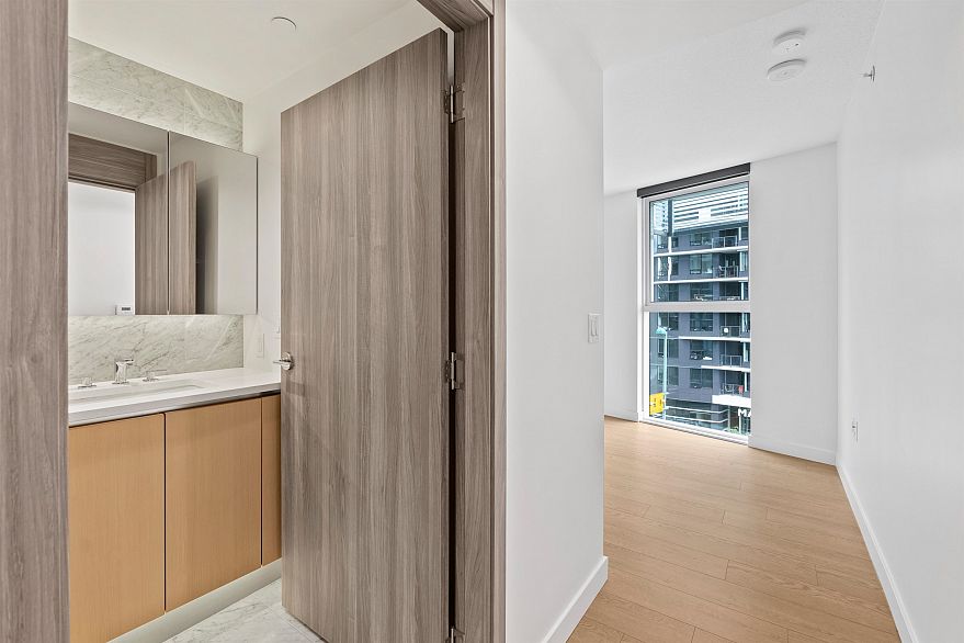 684 87 Nelson Street