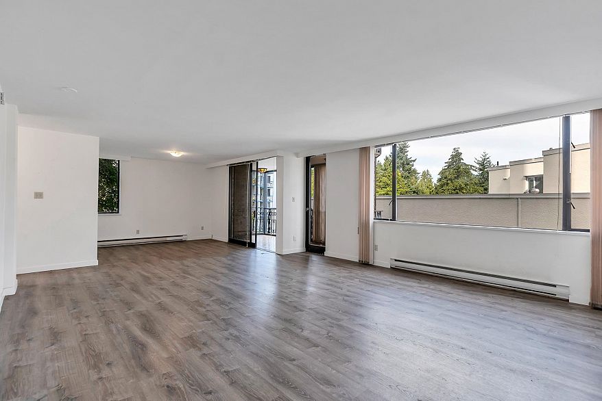 201 845 Chilco Street