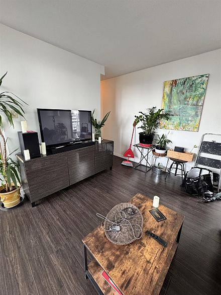 2003 1850 Comox Street