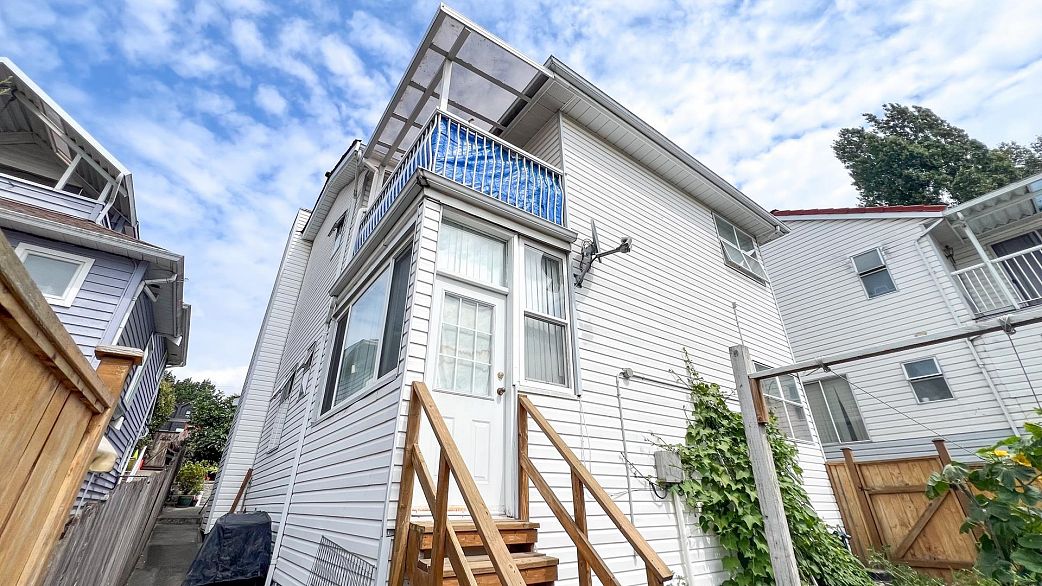 1860 SE Marine Drive