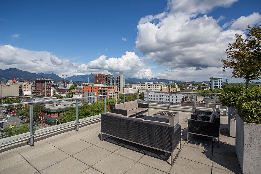 208 189 Keefer Street