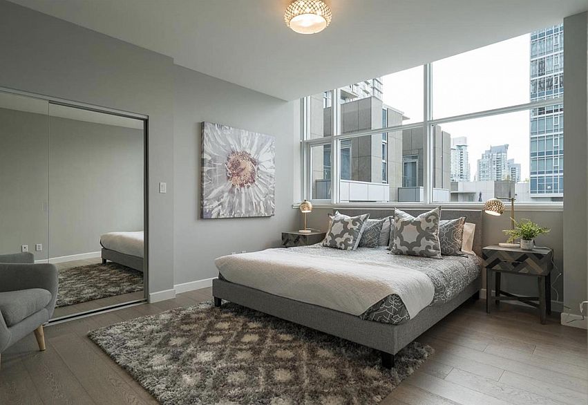 201 1233 W Cordova Street