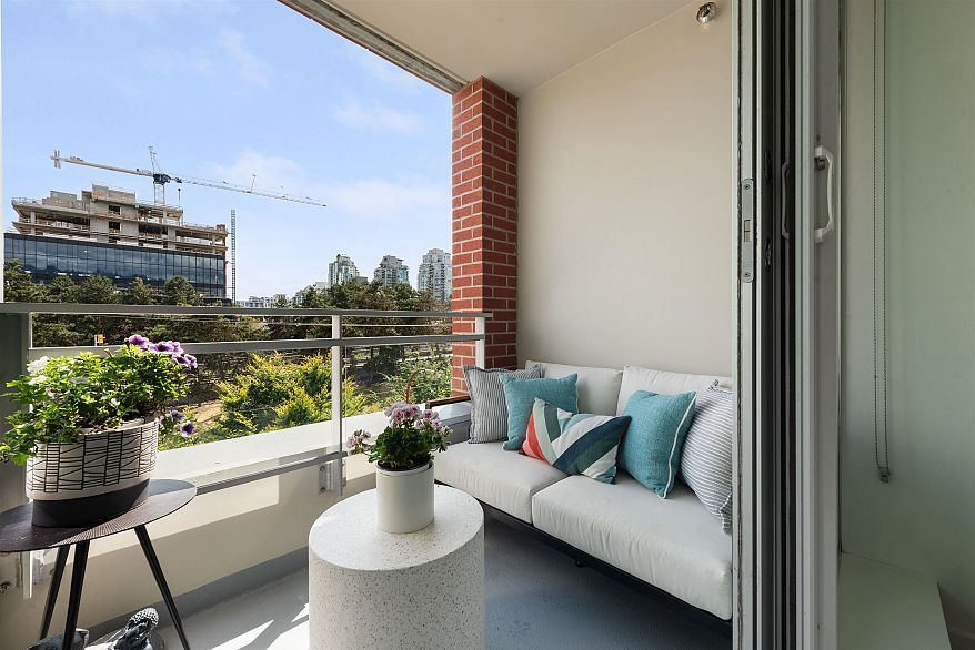 415 221 Union Street