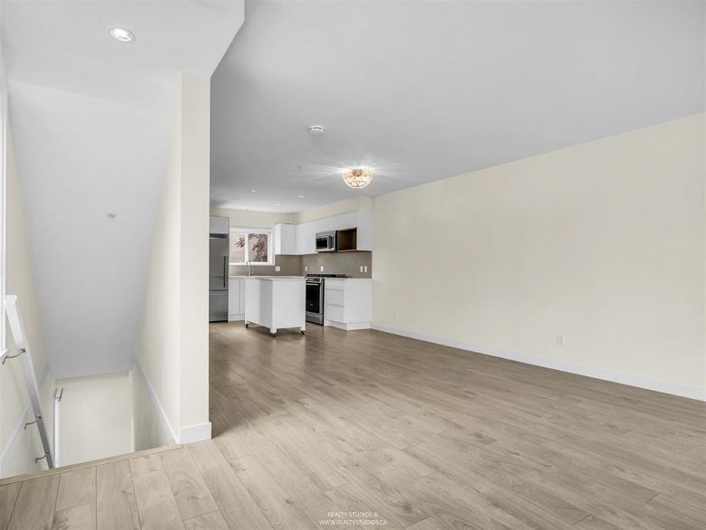 201 1190 W 6th Avenue