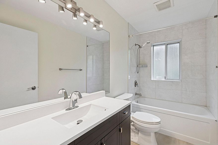 3379 Fieldstone Avenue