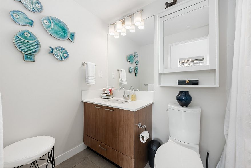 415 221 Union Street