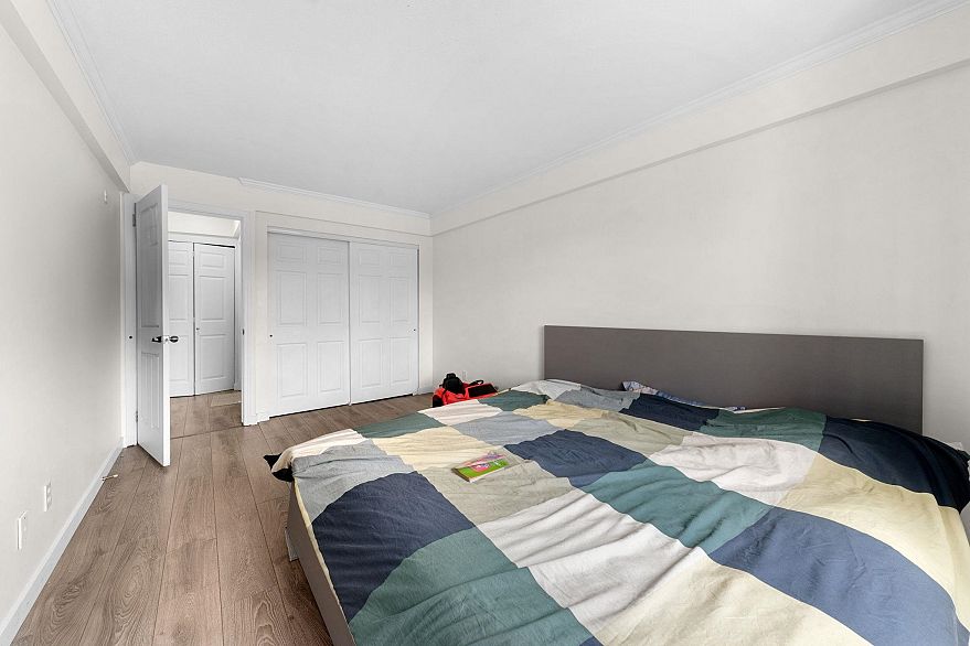 306 3624 Fraser Street