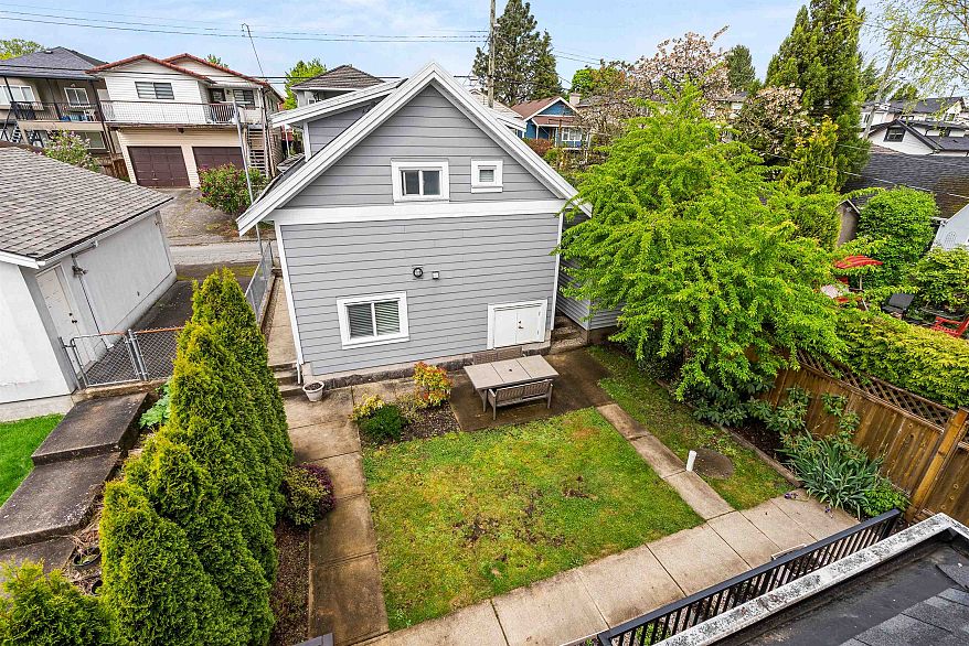 6229 St. Catherines Street