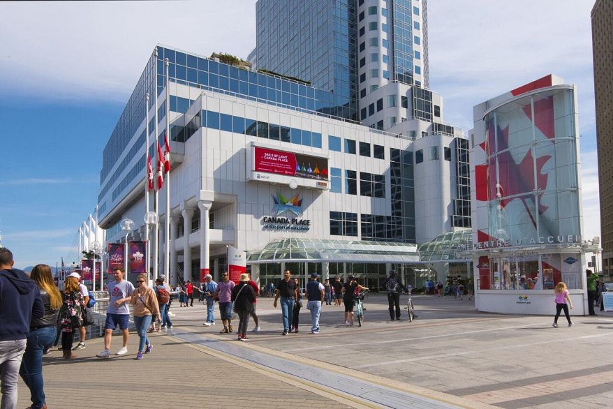 3202 667 Howe Street