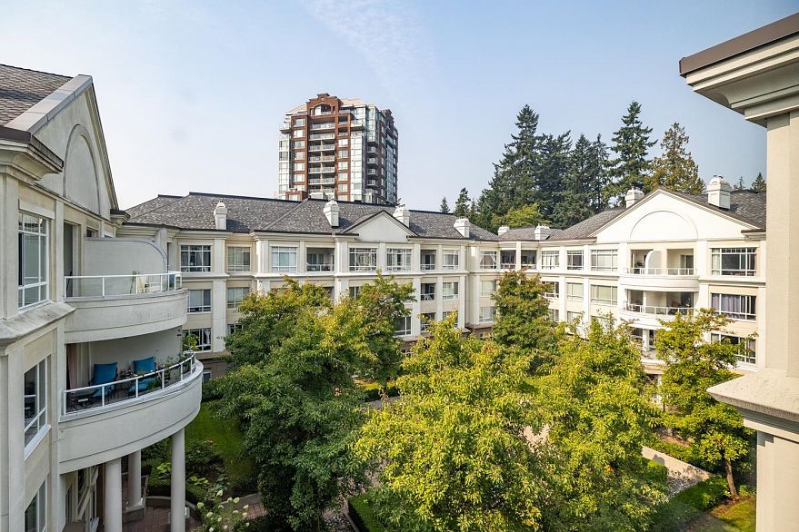 403 5735 Hampton Place