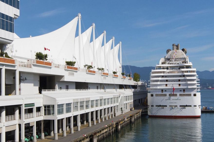 3202 667 Howe Street