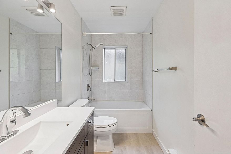 3379 Fieldstone Avenue