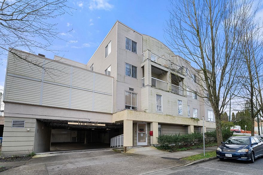 306 3624 Fraser Street