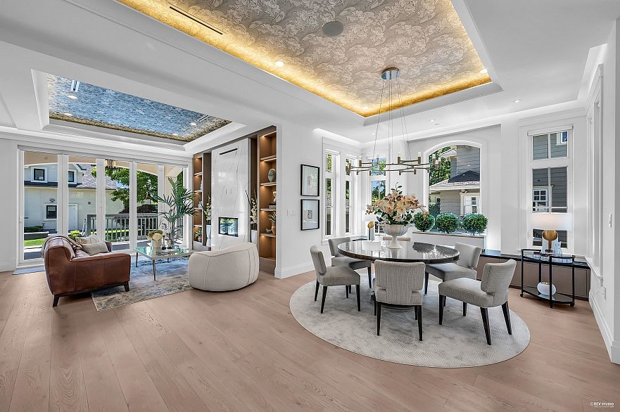 6238 Churchill Street