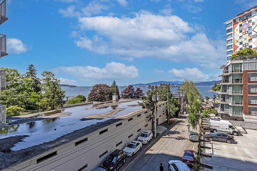 1603 1221 Bidwell Street