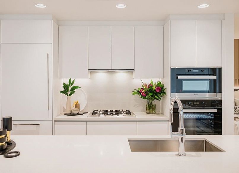 1402 485 W 42nd Avenue